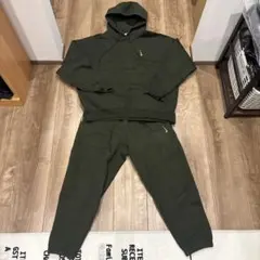 ナイキ　ビリーアイリッシュ　上下セット　パーカーXL パンツM ダークグリーン