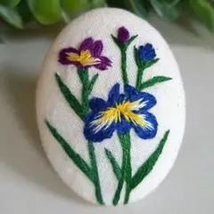 #493　菖蒲　こどもの日　刺繍ブローチ　ハンドメイド　くるみボタン