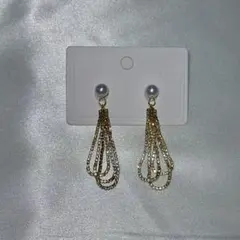 【新品未使用】パールチェーン ゴールドピアス