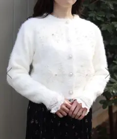 axes femme リボンニットカーディガン　生成り