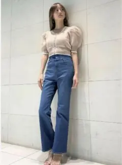 snidel デニムパンツ ハイウエストヘムフレアデニム