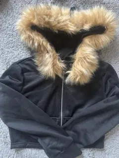 SHEIN ショートパーカー 黒 フード アウター ファー 長袖