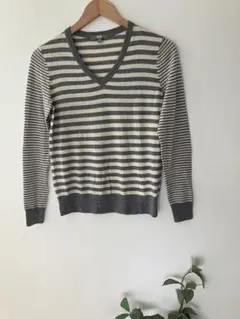 UNIQLO エクストラファインメリノセーター（長袖） ボーダー Vネック M