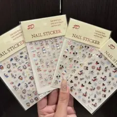 ミッキー＆デイジー＆ミニー＆キャラクターネイルステッカー シール4枚セット