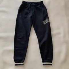 NIKEブラック ロゴ入り 裏起毛 スウェットパンツ 140センチ