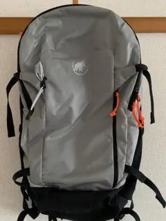 Item thumbnail for item a6bf9fae-1ca3-41a7-92f1-880dbf3beeca