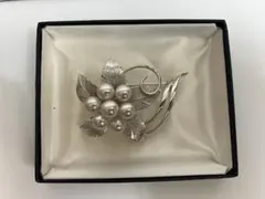 シルバー 花形ブローチ パール付き