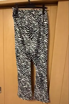 Item thumbnail for item 9ad5cc31-3bf4-4621-85b0-2a1aa122b89d