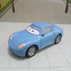 ディズニートミカ カーズ 『 サリー カレーラ 』(スタンダード)