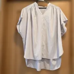 スキッパーネック 半袖ブラウスのサムネイル