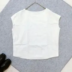 美品 ビアズリー 立体 刺繍 フレアブラウス トップス ホワイト 花柄