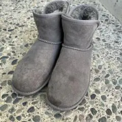 23cm グレー スエード ムートンブーツ　コストコ　カークランド