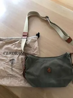 クレドラン　ショルダーバッグ