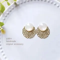 2点目より半額 ♡大ぶりお花透かしピアス・イヤリング