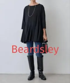 BEARDSLEY ヘムフレアブラック チュニック 五分袖のサムネイル