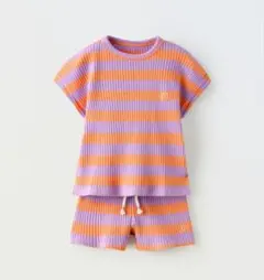 ストライプリブTシャツとバミューダパンツセットアップのサムネイル