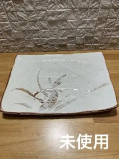 未使用　志野焼　大皿　植物模様の白い陶器皿　昭和レトロ　アンティーク