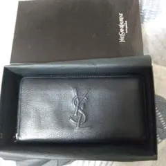 Yves Saint Laurent財布 黒