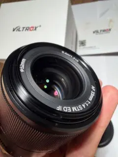 VILTROX AF 33mm F1.4 STM ED IFのサムネイル