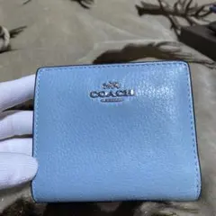 COACH 二つ折り財布 ライトブルー