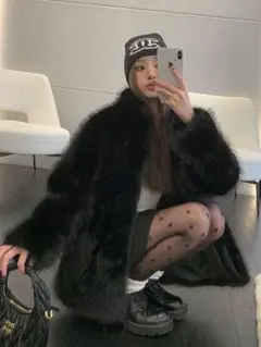 高級感あるオーバーサイズシンプルアウター 冬コート　女子会デートに最適