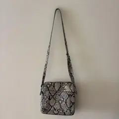 Item thumbnail for item 9e2d9ab7-bc61-48e0-96eb-b3af4240194c