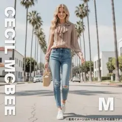 1627 CECIL McBEE ボウタイブラウス ベージュ M トップスのサムネイル
