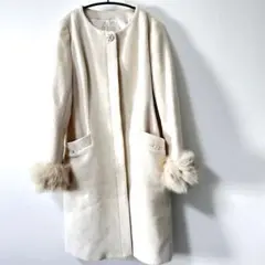 新品未使用　ロングコート　Feroux　オンワード　ノーカラー　ファー　白　秋冬