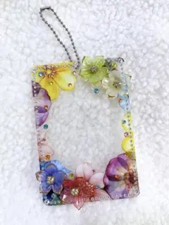 ハンドメイド トレカケースデコ 硬質ケースデコ 花 カラフル