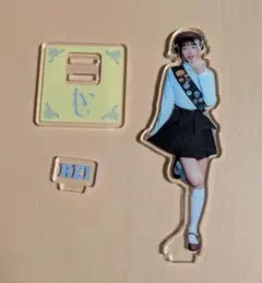 IVE レイ アクリルスタンドのサムネイル