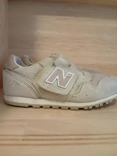 New Balance 373 ベージュ キッズスニーカー