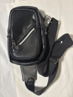 realdesign ボディバッグ ブラック