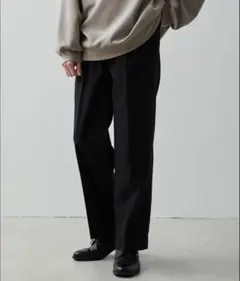 ストレート スラックス