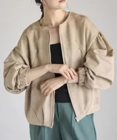 美品 Fizz フェイクスウェード ボリュームスリーブノーカラーブルゾンのサムネイル