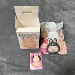 LABUBU Big into Energy ラブブ エナジー ロイヤリティ