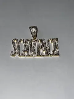 SCARFACE ペンダント ゴールドカラー ストーン装飾
