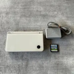 Nintendo DS i LL ホワイト