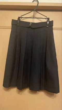 ブラック フレアスカート ひざ丈