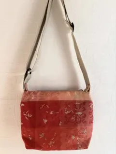 Item thumbnail for item ad56f732-a9cb-47de-b9d8-db77c5253132