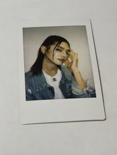WAKER イジュン 이준 チェキ ポラロイド写真 - メルカリ