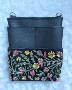 オーガナイザー　インド刺繍リボン×合皮　多機能ポケット　ナースポーチ