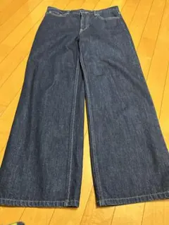 UNIQLO JEANS ストレートデニム値下げ