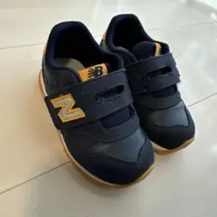 Item thumbnail for item 749c48f9-5627-4902-9be0-d9c615bb430d