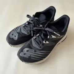 New Balance スニーカー　ブラック　23.5