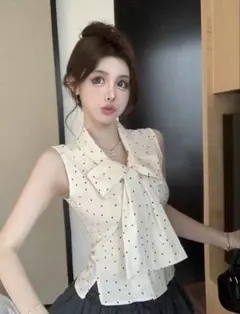 ノースリーブブラウス　ドット　リボン付き