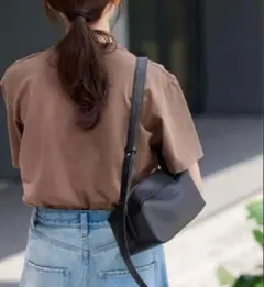 【VELETTO/ヴェレット】rectangle ショルダーバッグ ブラックのサムネイル
