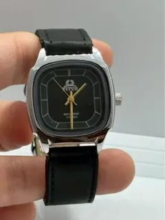 美品 TITUS チタス スイス製手巻腕時計 1960年代製 ベルト新品 美品 TITUS チタス スイス製手巻腕時計 1960年代製 ベルト新品