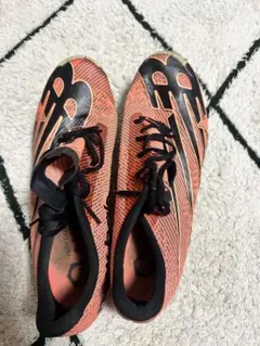 New Balance 陸上スパイク シューズのサムネイル