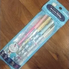 ゲルインキボールペン　ドラえもん 0.8mm 4色セット　ハイブリッドミルキー
