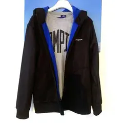 ☆新品未使用品☆Champion フード付きフリース防寒パーカー＆グレーTシャツ